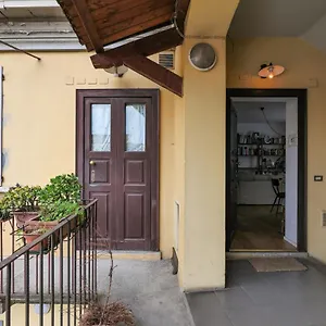 Apartamento Primopiano - Arnolfo, Milão